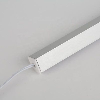 O perfil de alumínio 110lm V do diodo emissor de luz 1616 IP20 dá forma à luz de alumínio do armário do canal