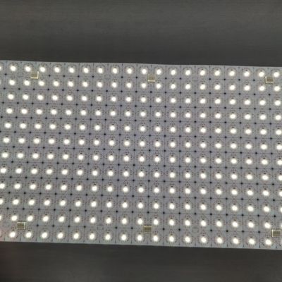 Folha Dc24v do diodo emissor de luz do CCT 2835 para a iluminação da casa