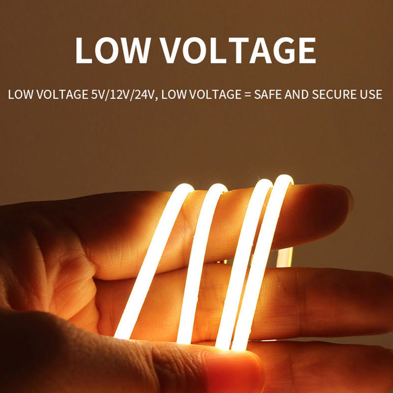 O luminoso pequeno ultra fino 12V da tevê do Usb da tira 5mm do diodo emissor de luz da ESPIGA conduziu finamente tiras claras